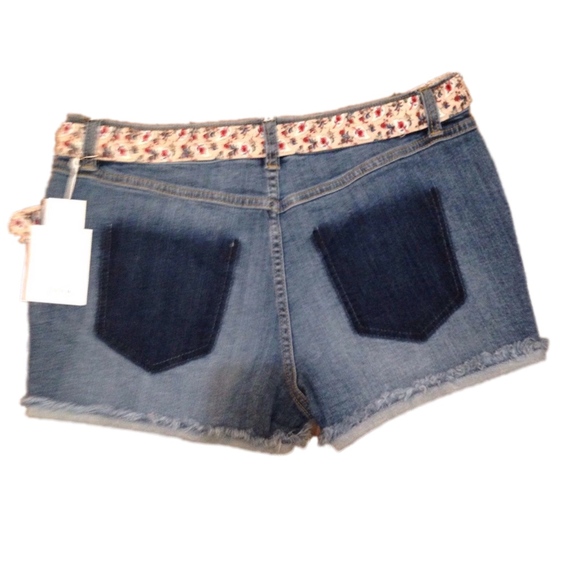 LC LAUREN CONRAD Denim Distressed Cutoff Shorts 10 - Picture 4 of 8